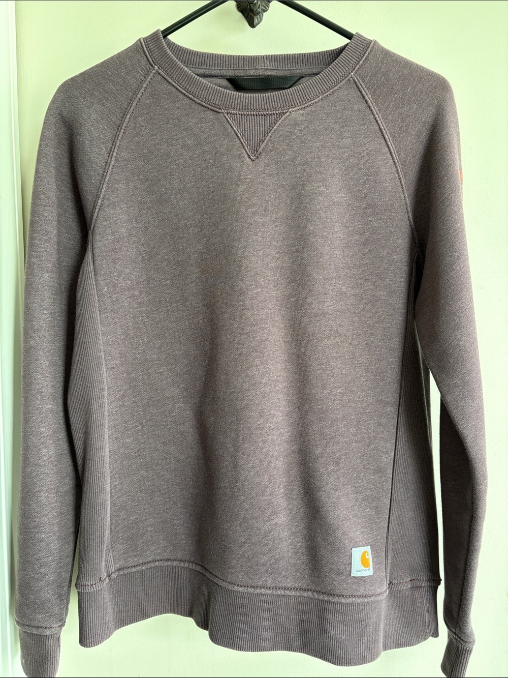 Carhartt Women’s Crewneck Sweatshirt in Purple Heather Relaxed Fit Size Small